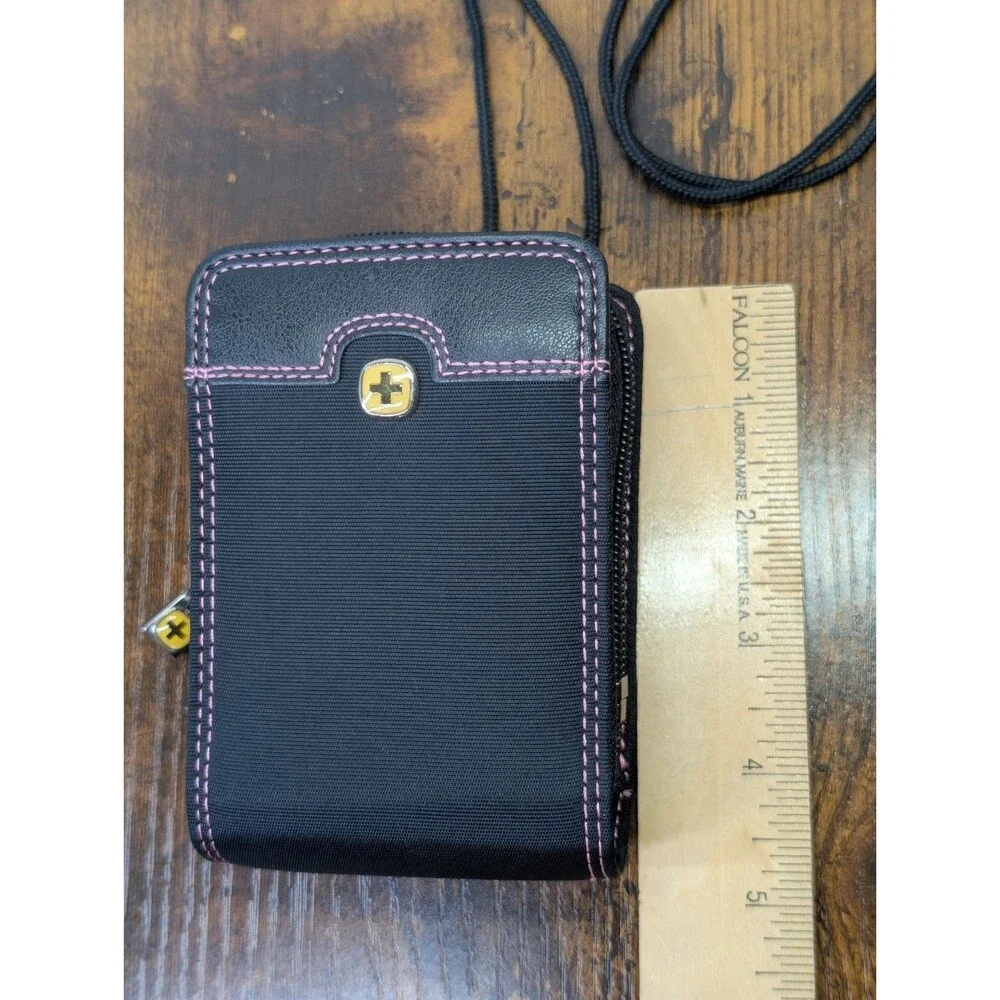 SWISS GEAR RHEA SMALL CAMERA Case GoPRO Case Size Black PINK STITCHING